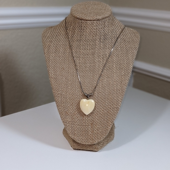 Heart Pendant & Silver 14" Necklace - Picture 7 of 8